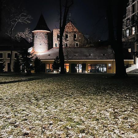 Apartament W Sercu Wroclawia, Garaz, 5Min Do Rynku Buitenkant foto