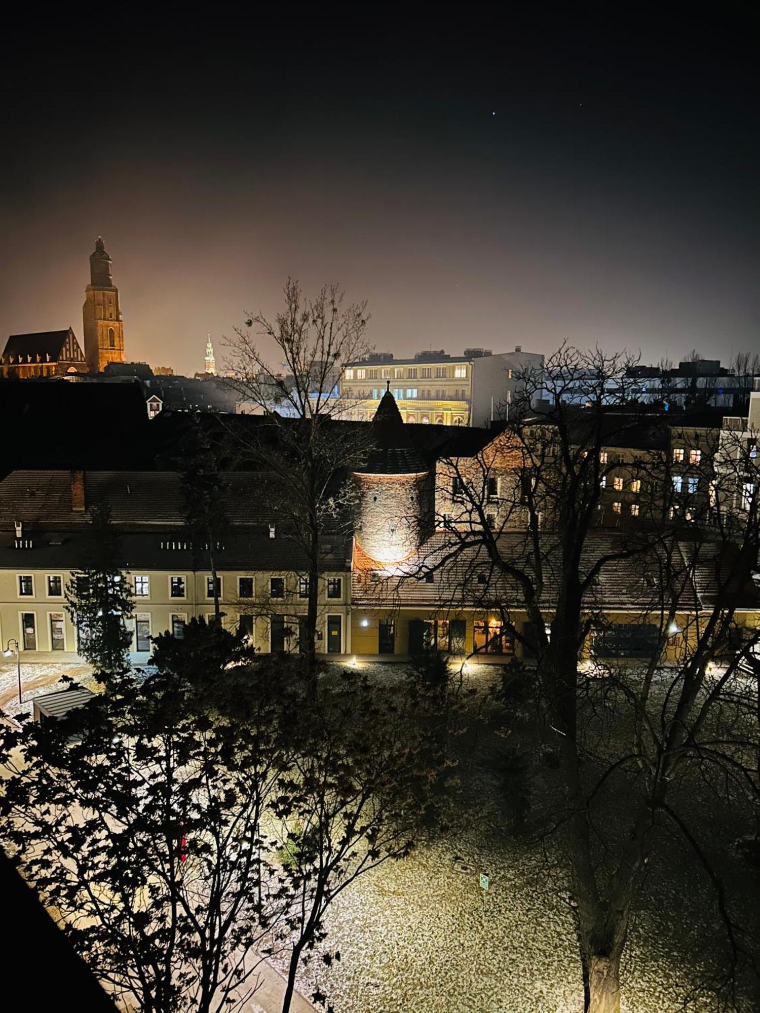 Apartament W Sercu Wroclawia, Garaz, 5Min Do Rynku Buitenkant foto